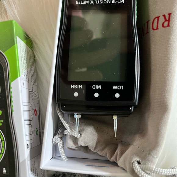 Pin Moisture Meter - Picture 3 of 3
